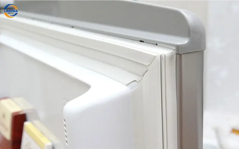 Ron cửa tủ lạnh Bosch bị hỏng