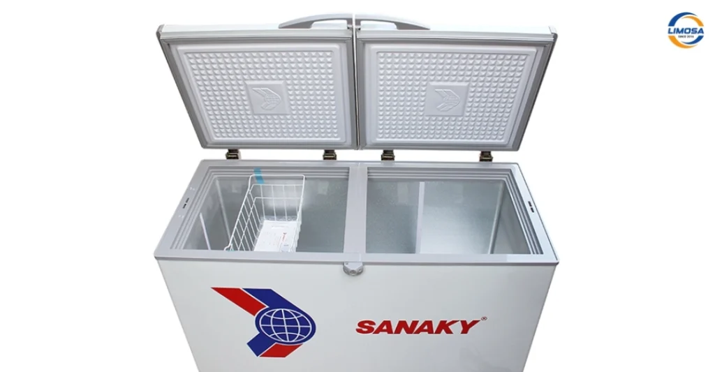 Hiện tượng tủ đông Sanaky Inverter chớp đèn 7 lần là gì?