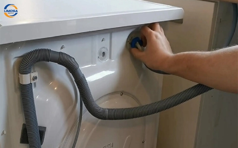 Kiểm tra nguồn cấp nước và áp lực nước