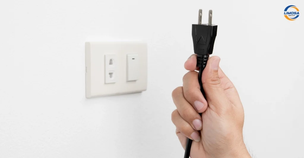 Ngắt nguồn điện và đảm bảo an toàn