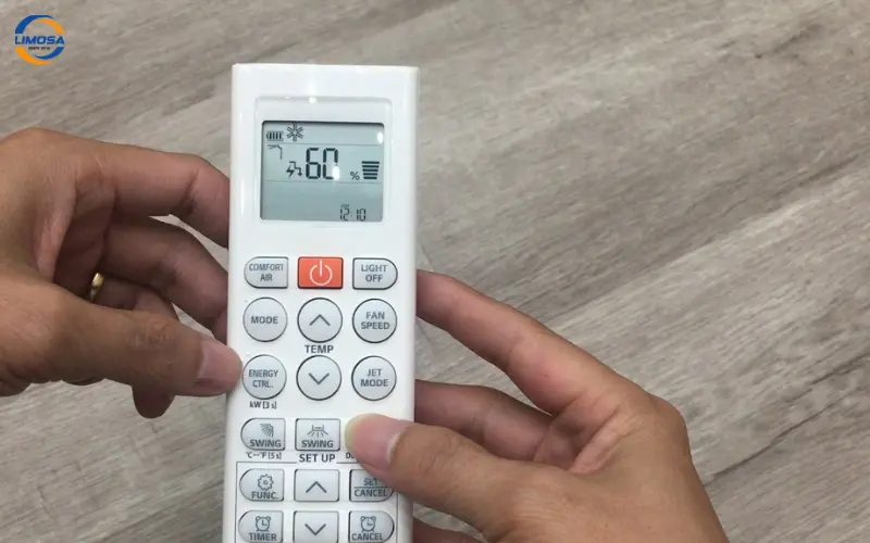 Cách tháo điều khiển điều hòa LG