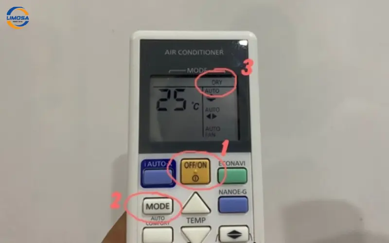 Chế độ hút ẩm trên remote máy lạnh