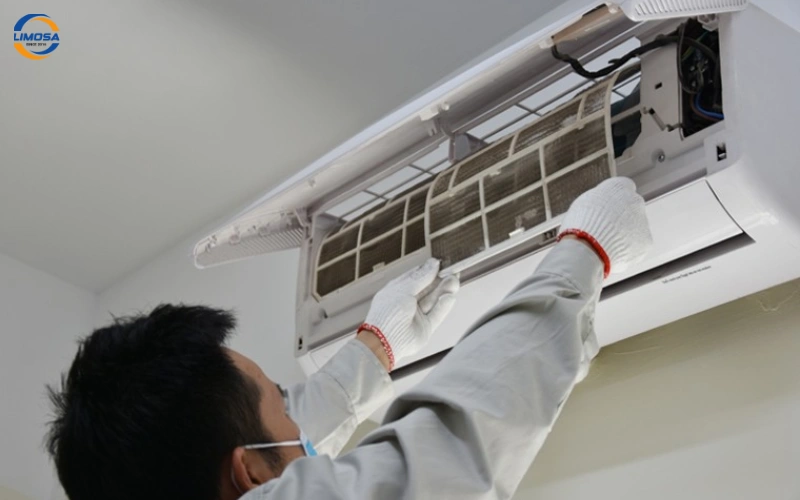 Kiểm tra và vệ sinh quạt dàn lạnh