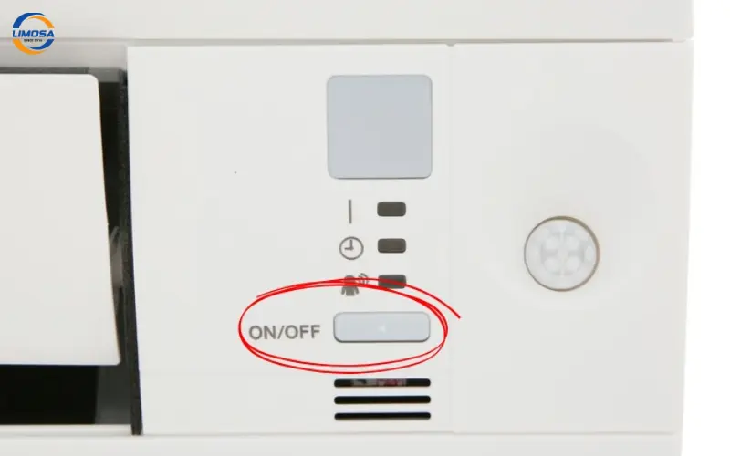 Tắt nguồn và khởi động lại máy