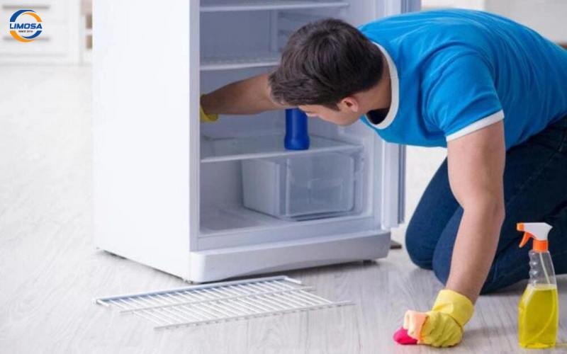 Cách vệ sinh tủ lạnh Sanyo bên trong