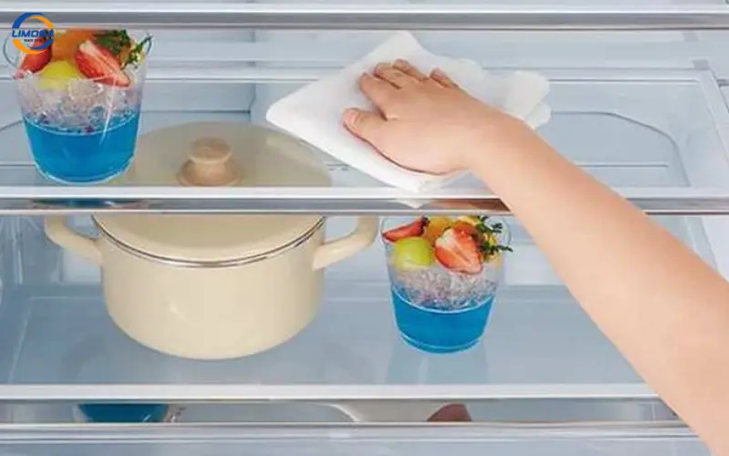 Câu hỏi thường gặp về cách vệ sinh tủ lạnh Samsung