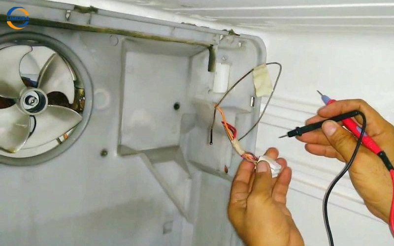 Động cơ quạt (mô tơ quạt) bị hỏng