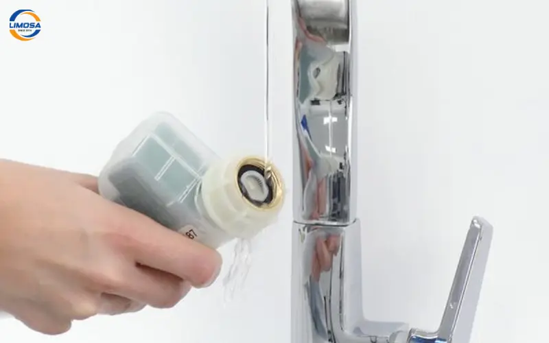 Kiểm tra ống nước và hệ thống Aquastop