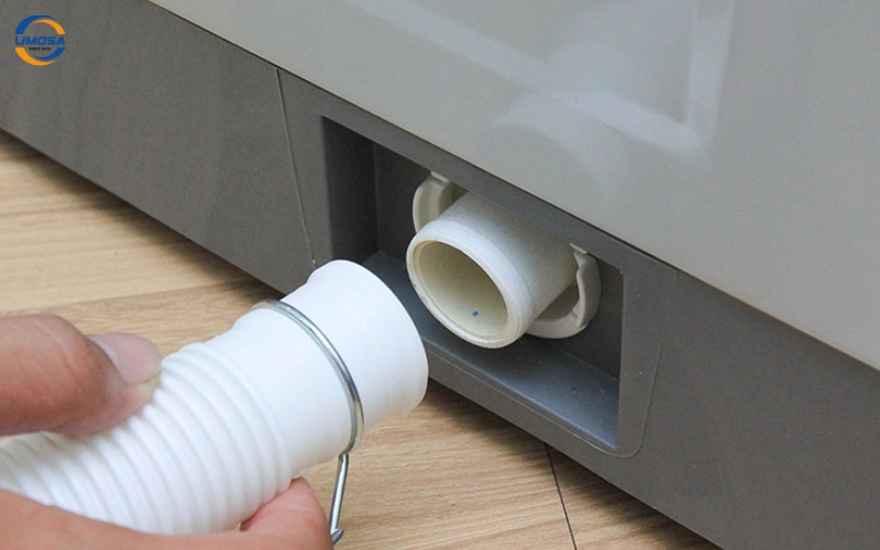 Ống xả nước bị tắc nghẽn