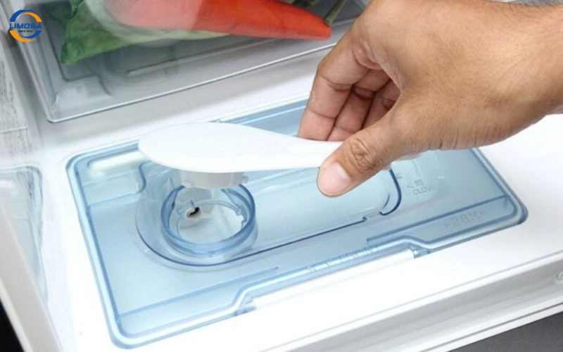 Tủ lạnh Mitsubishi không rơi đá là gì?