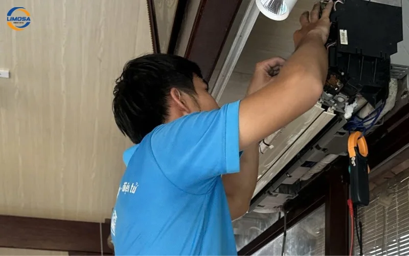 Bảng giá dịch vụ sửa máy lạnh Comfee chi tiết và mới nhất