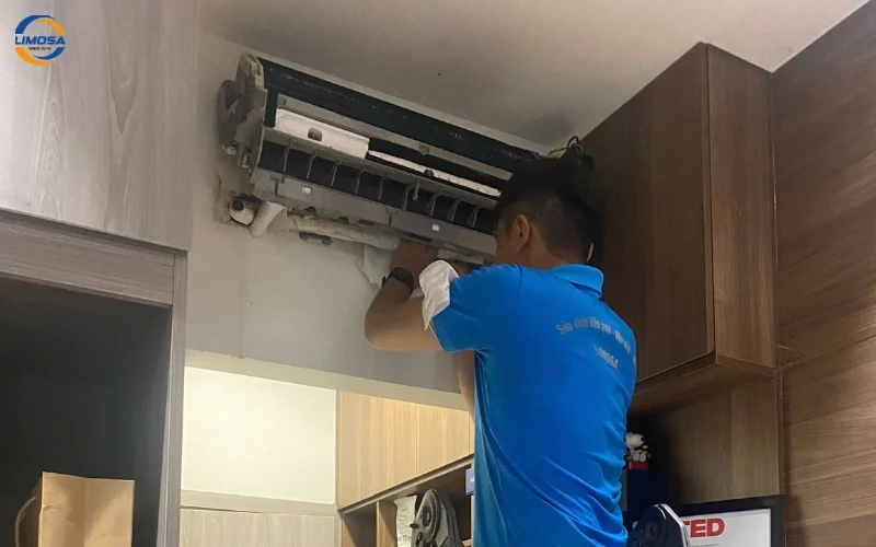 Bảng giá dịch vụ sửa máy lạnh Sanyo mới nhất