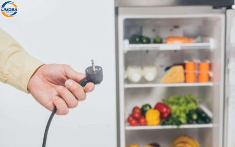 Các bước cách tháo tủ lạnh Daewoo chi tiết