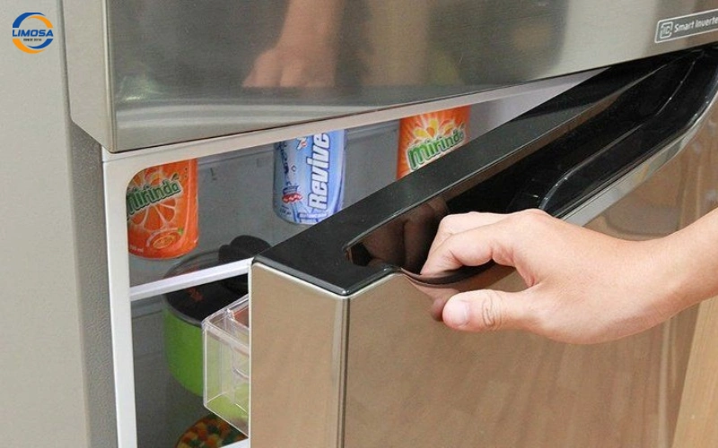 Các lỗi thường gặp của tủ lạnh trên mặt điều khiển (đặc biệt với các thương hiệu như LG, Panasonic)