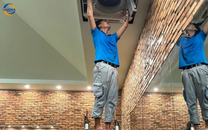 Chính sách bảo hành và cam kết chất lượng dịch vụ sửa máy lạnh Midea