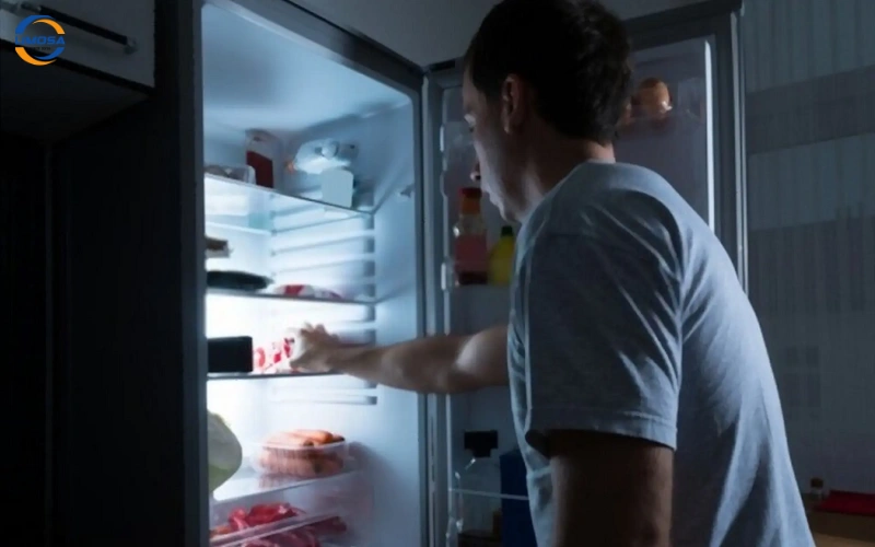 Công tắc cửa tủ bị lỗi