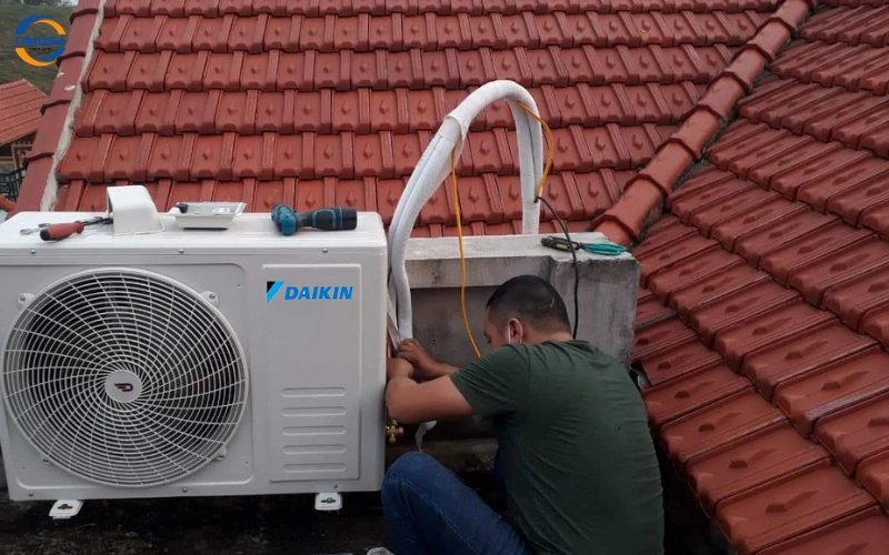 Điều hòa Daikin cục nóng không chạy là gì?
