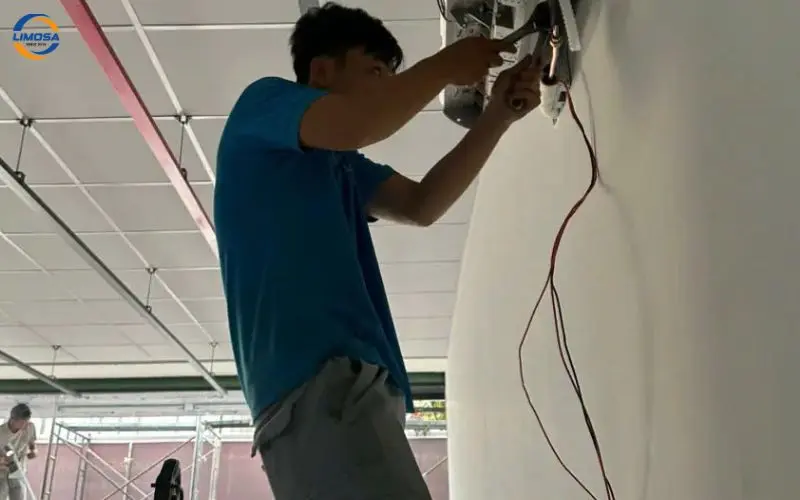 Giải đáp thắc mắc thường gặp khi sửa chữa máy lạnh TCL