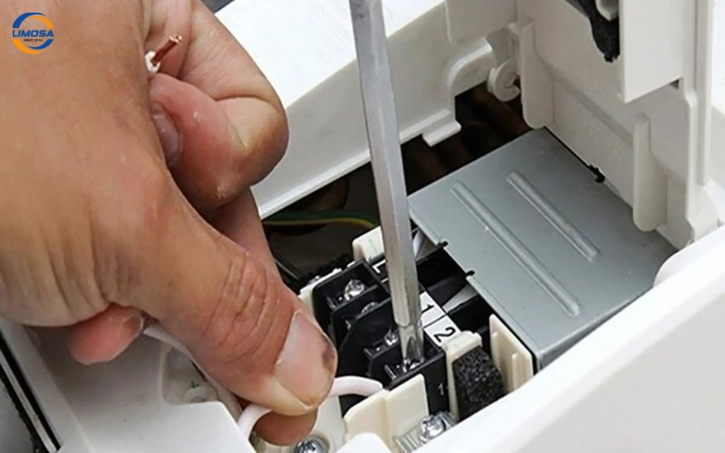 Giải thích các ký hiệu cơ bản (L, N, 1, 2, 3) và màu dây tiêu chuẩn