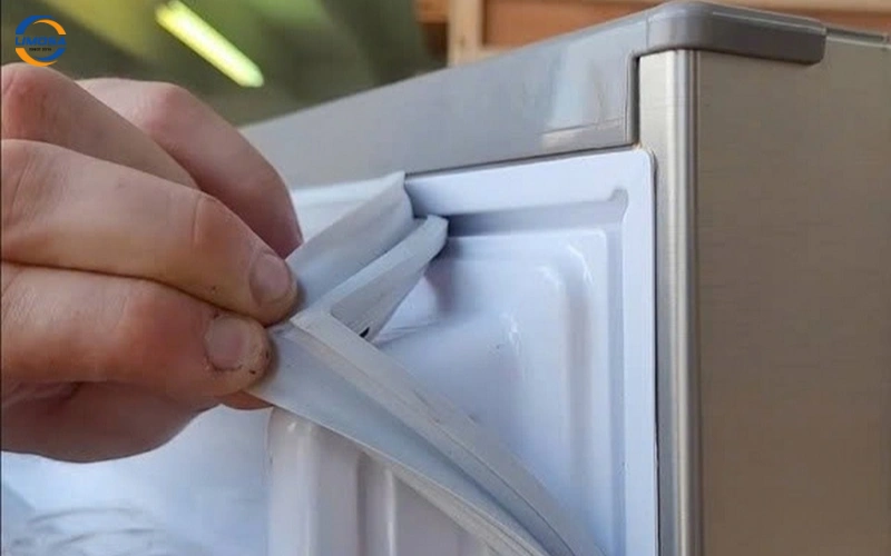 Gioăng cửa tủ lạnh bị hở, biến dạng