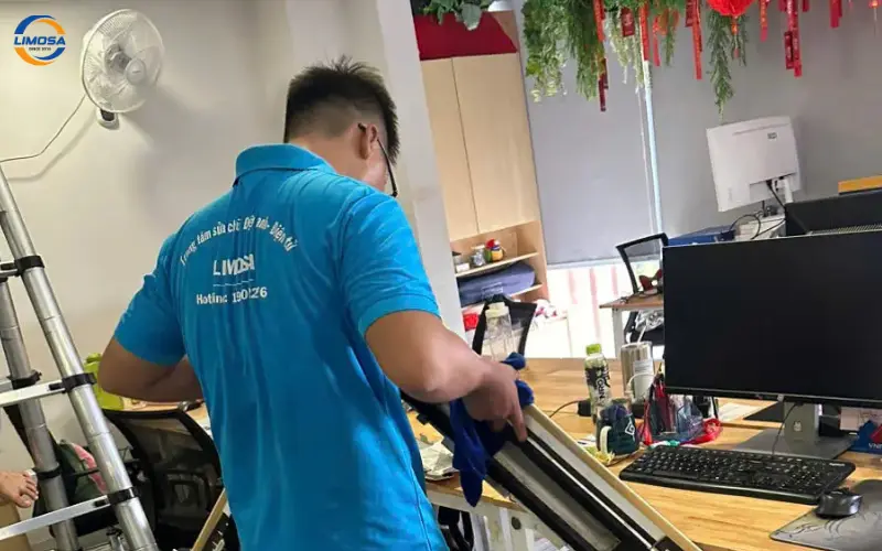 Hướng dẫn khách hàng đặt lịch sửa máy lạnh tại nhà quận Bình Thạnh nhanh chóng