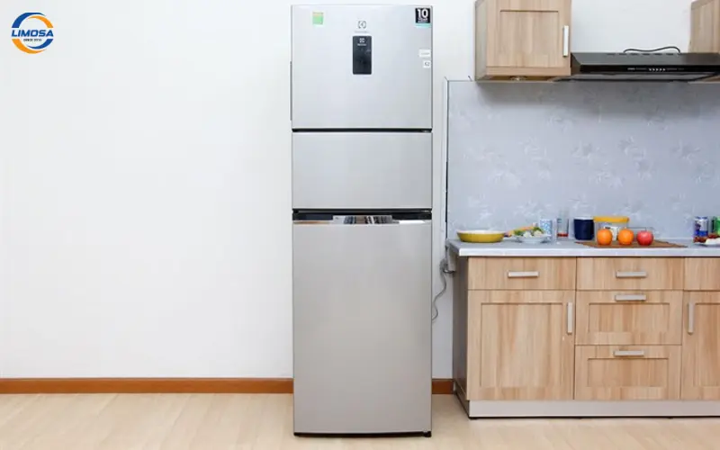 Hướng dẫn lắp đặt và vận hành lần đầu với tủ lạnh Electrolux EME3500MG.