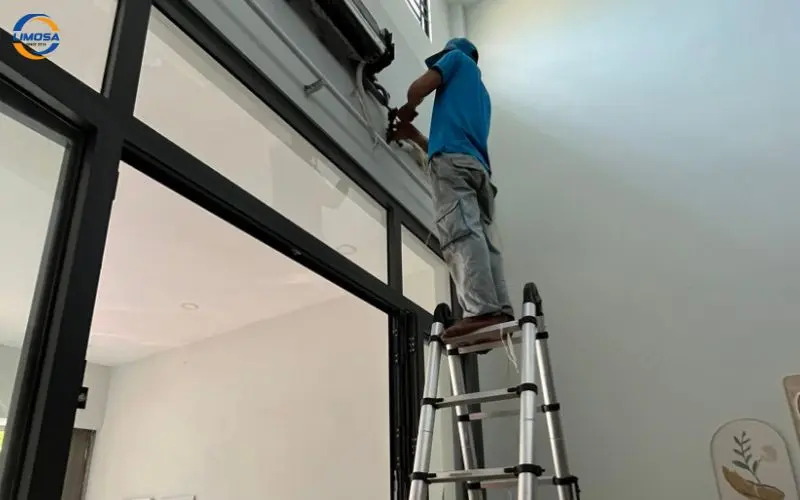 Làm thế nào để đặt lịch sửa chữa máy lạnh tại Hóc Môn?