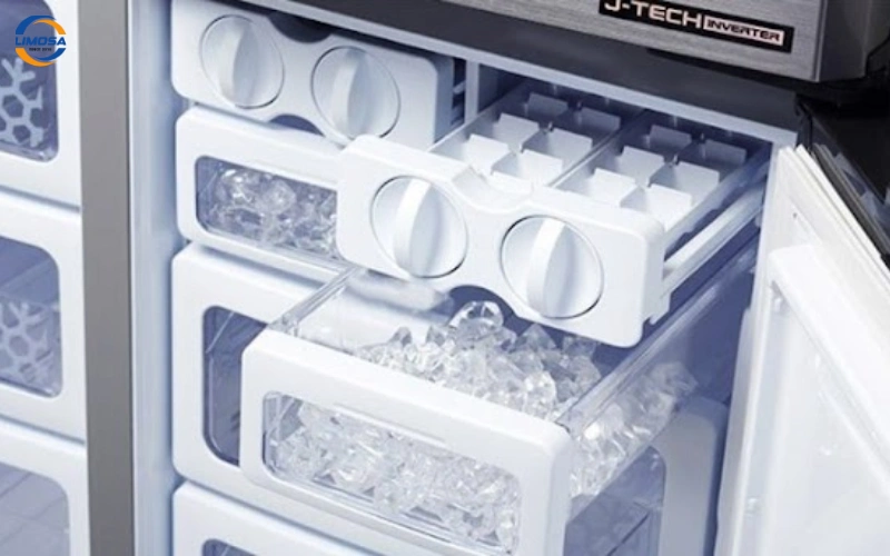 Vệ sinh bộ phận làm đá, kiểm tra cảm biến