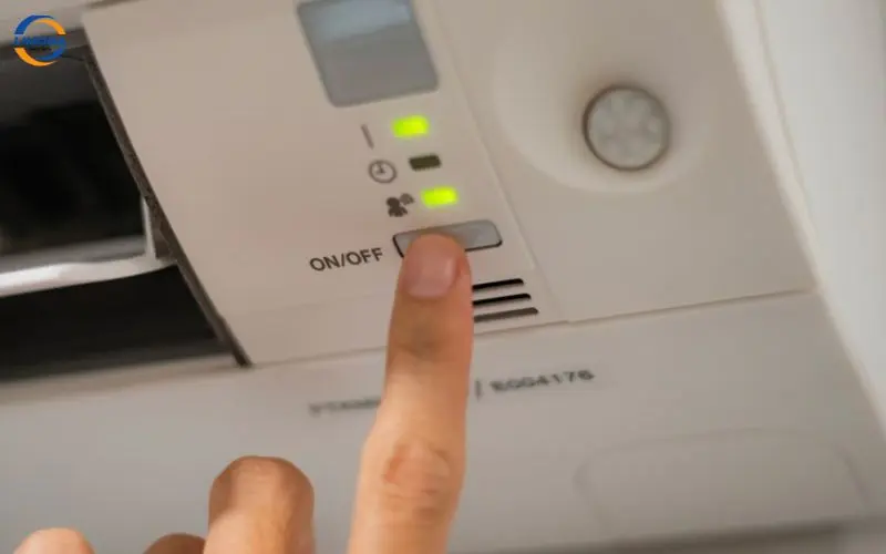 Hiện tượng đèn xanh điều hòa Daikin nhấp nháy là gì?
