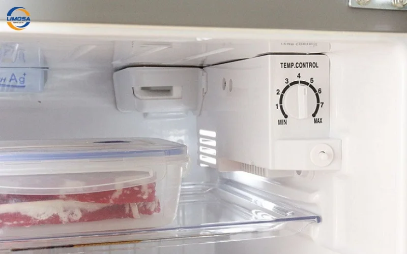 Lưu ý khi chọn dịch vụ thay IC tủ lạnh