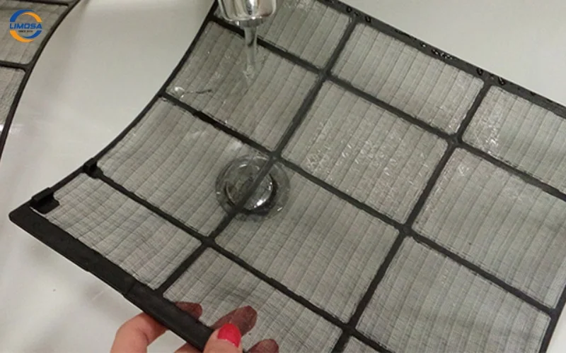 Những lợi ích quan trọng khi vệ sinh máy lạnh Comfee thường xuyên