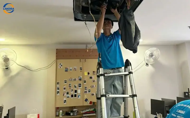 Phương thức đặt lịch vệ sinh máy lạnh tại quận 7 nhanh chóng