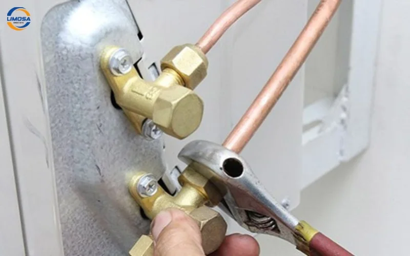 Quy trình thay cục nóng điều hòa LG chuyên nghiệp