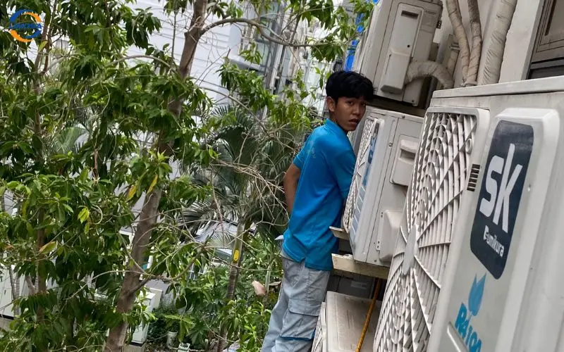 Quy trình thực hiện vệ sinh máy lạnh tại nhà quận 6 của Điện lạnh Limosa