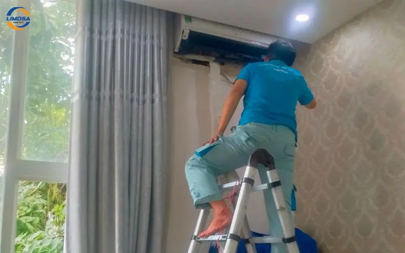 Quy trình thực hiện vệ sinh máy lạnh tại nhà quận 9 của Điện Lạnh Limosa