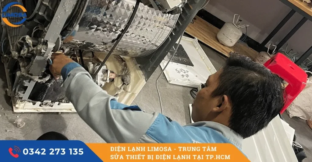 Quy trình vệ sinh máy giặt Hitachi bài bản