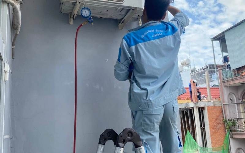 Bơm ga máy lạnh Comfee dành cho máy lạnh sử dụng gas R410A