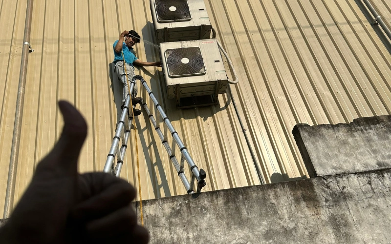 Bơm ga máy lạnh LG - model sử dụng gas R32 hiện đại