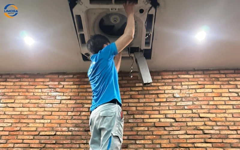 Cách đặt lịch tháo lắp điều hòa Sunhouse tại nhà nhanh chóng, dễ dàng