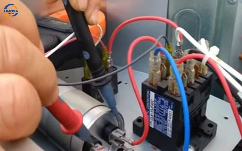 Cách khắc phục khi điều hòa Toshiba báo 1C tại nhà