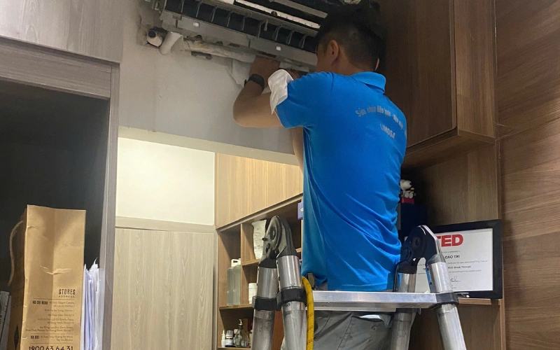 Chính sách bảo hành cho dịch vụ tháo lắp máy lạnh Midea