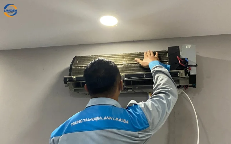 Lý do nên chọn thợ tháo lắp máy lạnh quận 10 chuyên nghiệp