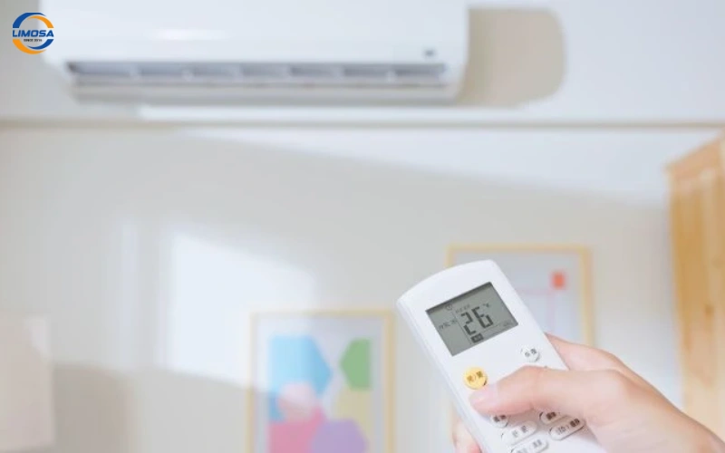 Máy lạnh Toshiba báo lỗi 18 do lỗi bo mạch điều khiển