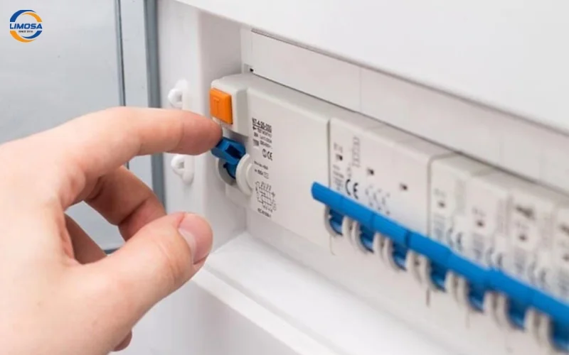 Nguyên nhân phổ biến khiến máy lạnh Toshiba báo lỗi 00