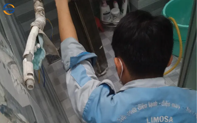 Phương thức đặt lịch bơm ga máy lạnh quận Bình Thạnh tại Điện lạnh Limosa