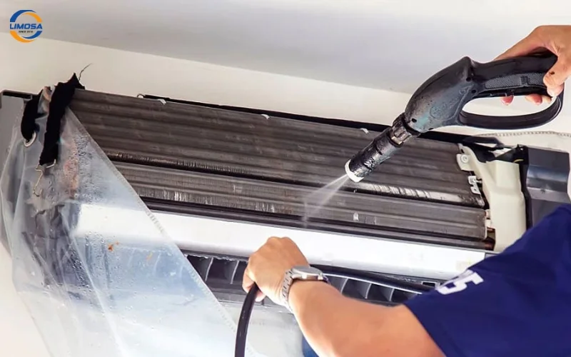 Quy trình vệ sinh chuyên nghiệp tại TPHCM