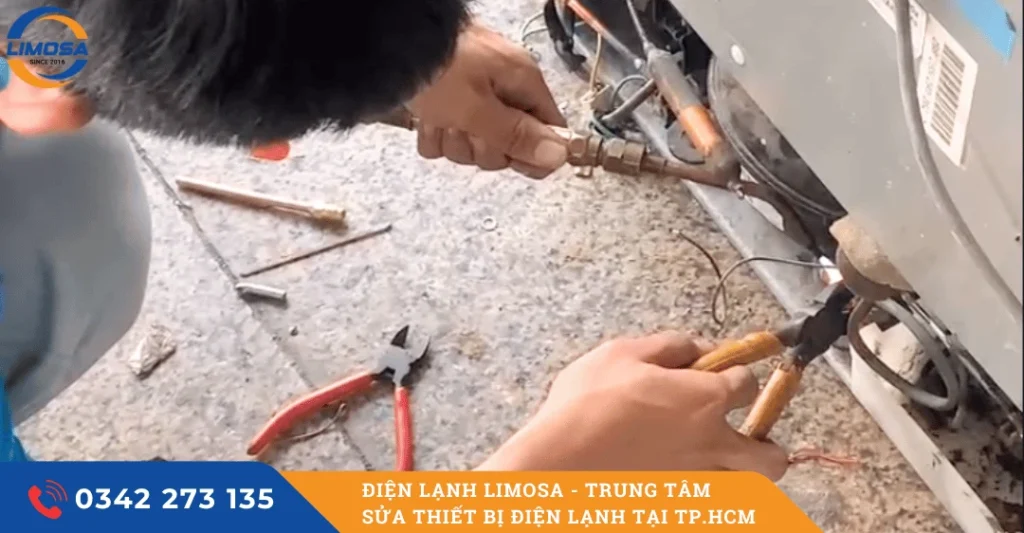 Các lỗi phức tạp trên tủ lạnh Sharp Điện Lạnh Limosa chuyên xử lý
