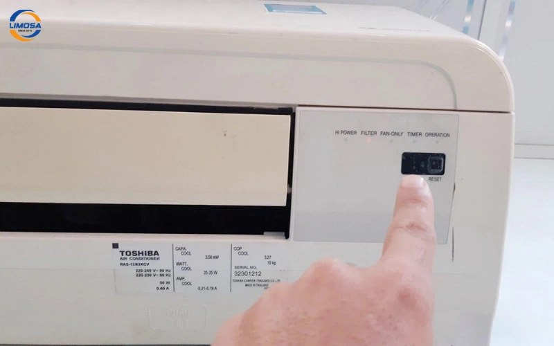 Dấu hiệu nhận biết máy lạnh Toshiba báo lỗi 21