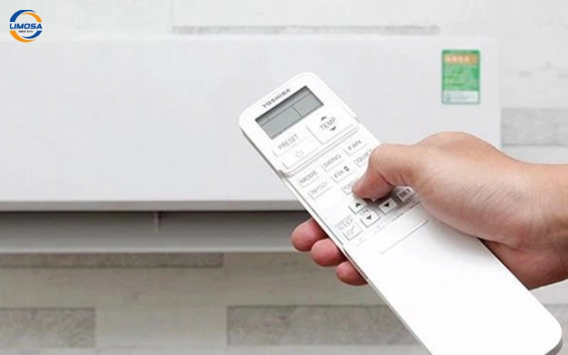 Khởi động lại máy lạnh