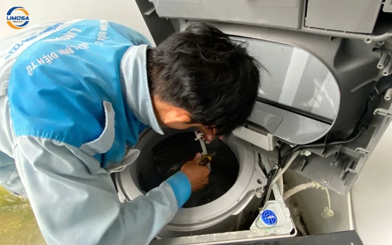 Liên hệ ngay để được thợ sửa máy sấy tại nhà hỗ trợ